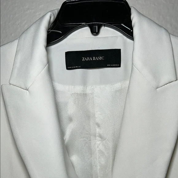 Zara Ivory Double-Breasted Vest - Picture 2 of 11